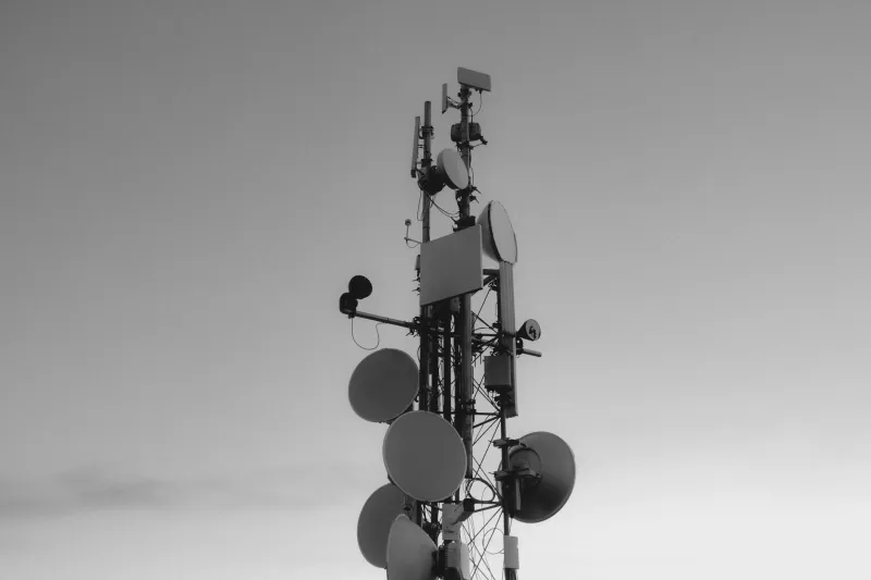 Signals from Space: How Aussie Hams Are Tapping Satellites to Stay Connected from the Outback